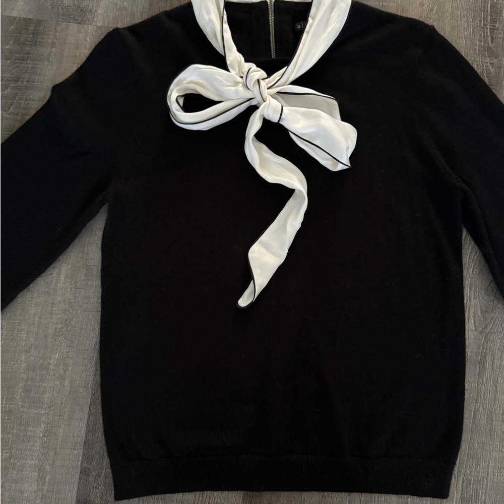 Alice and Olivia Zani Bow Collar Sweater Size M - Picture 8 of 16